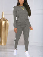 🍁Kupite jedan, dobijte jedan gratis🍂 Ženski dvodijelni prugasti komplet dugih rukava s hlačama. Ležeran, elegantan i udoban, savršen za svakodnevno nošenje na otvorenom.